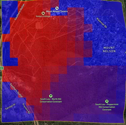 Simulated fire spread on an extreme day with north-north-westerly wind, before treatment.